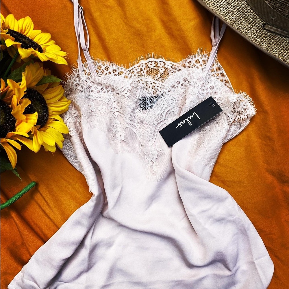 Lulus Slip Tank 🤍